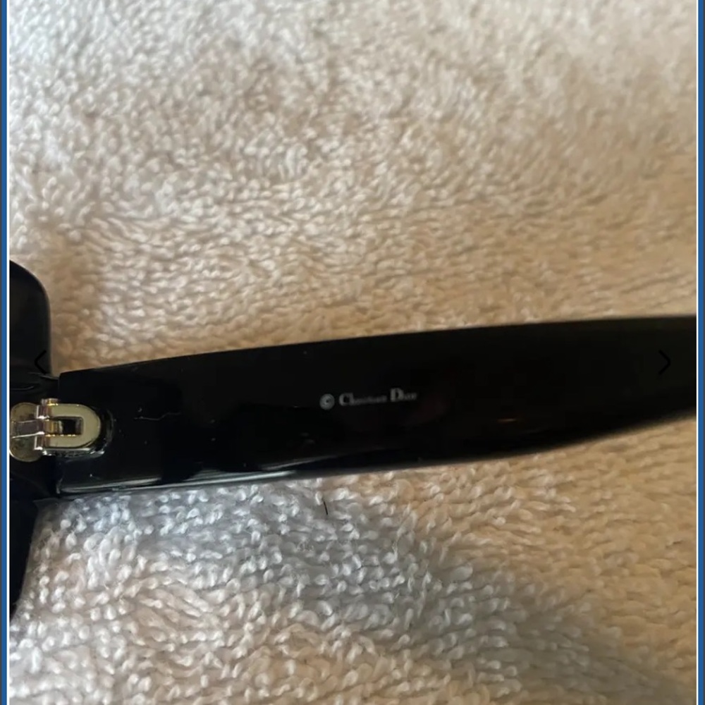 Dior Black Frame Sunglasses with Brown Gradient Lenses - Picture 7 of 8